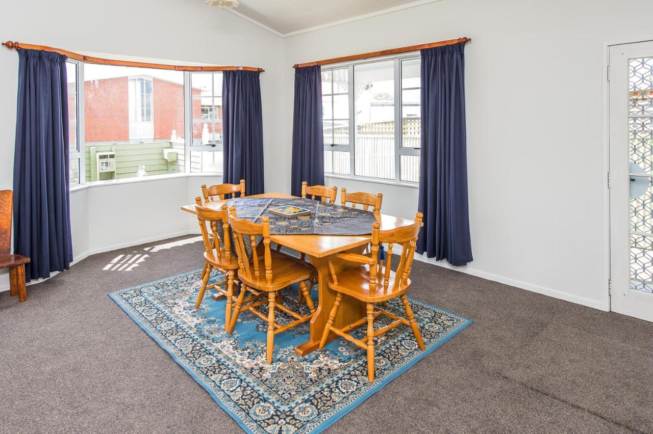 Charmae Guest House Whanganui Exterior photo