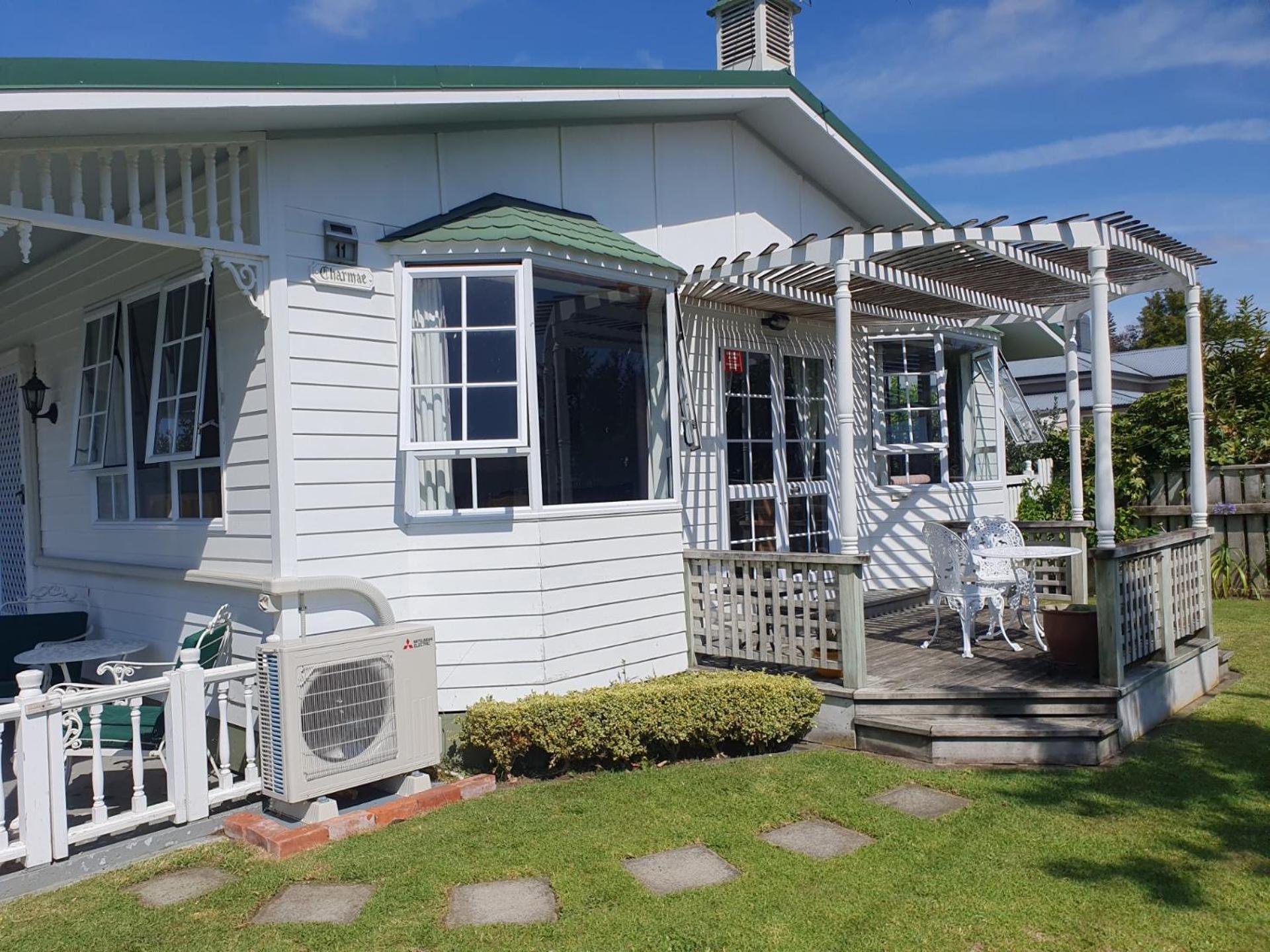 Charmae Guest House Whanganui Exterior photo