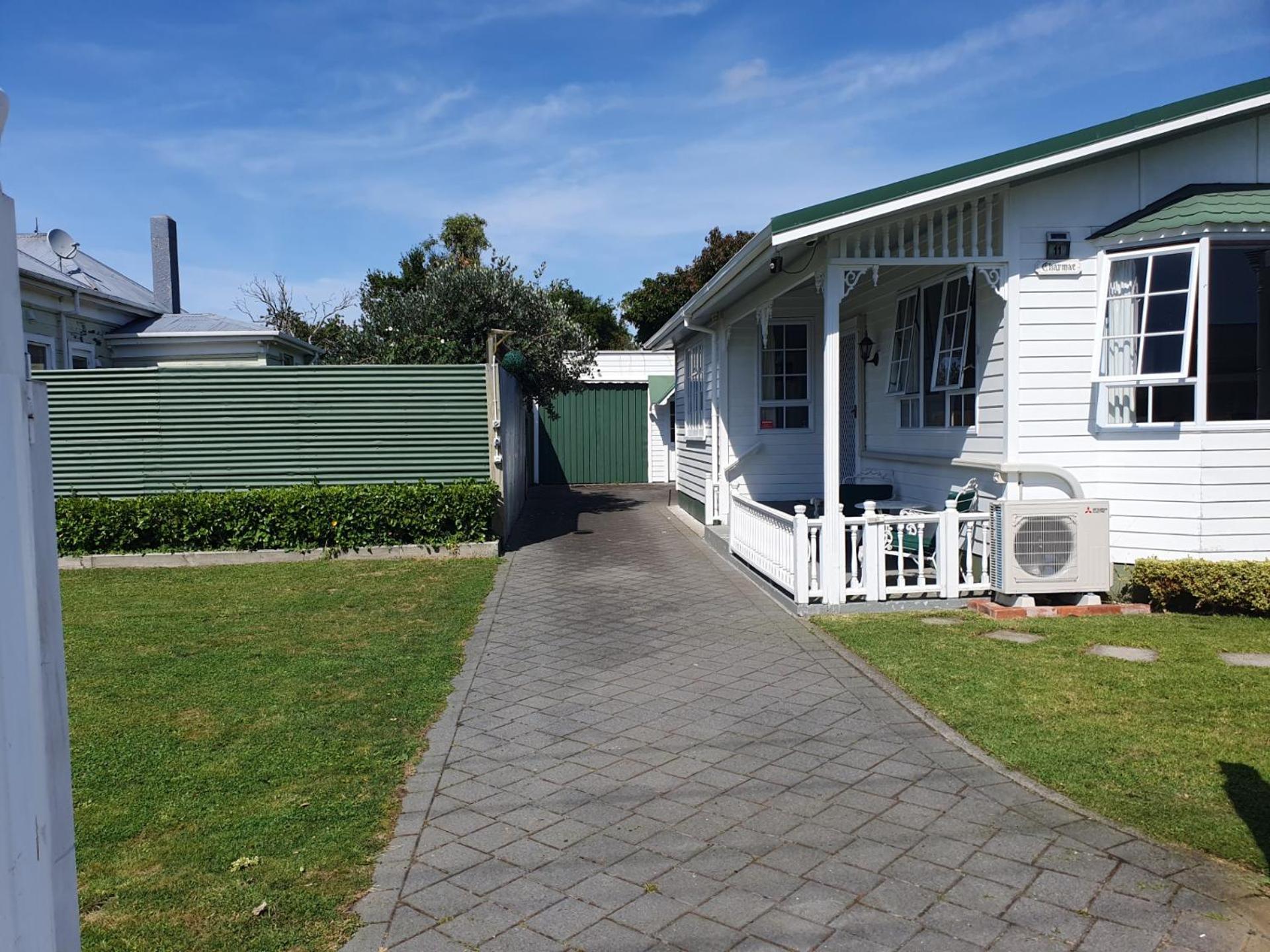 Charmae Guest House Whanganui Exterior photo