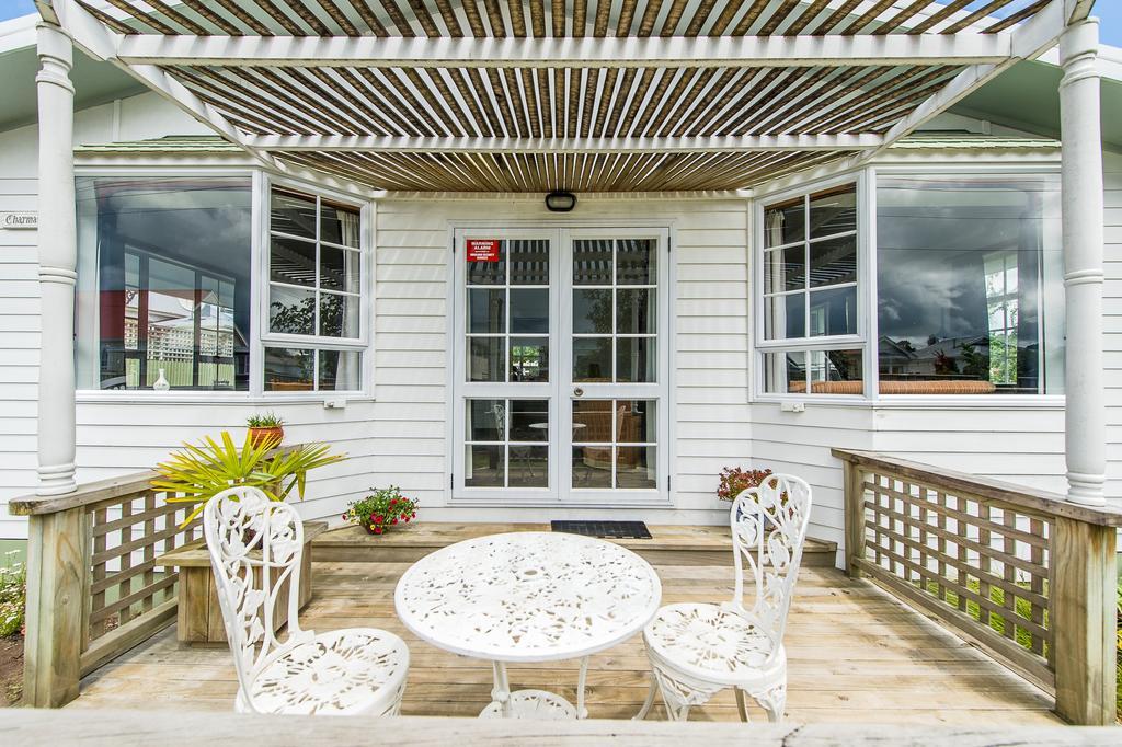 Charmae Guest House Whanganui Exterior photo